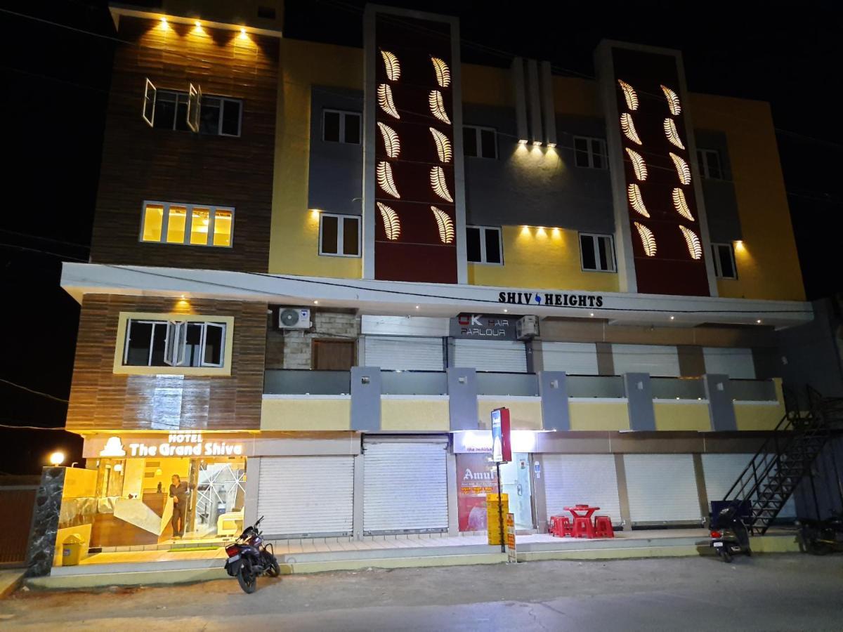 Hotel The Grand Shiva Gondal Bagian luar foto