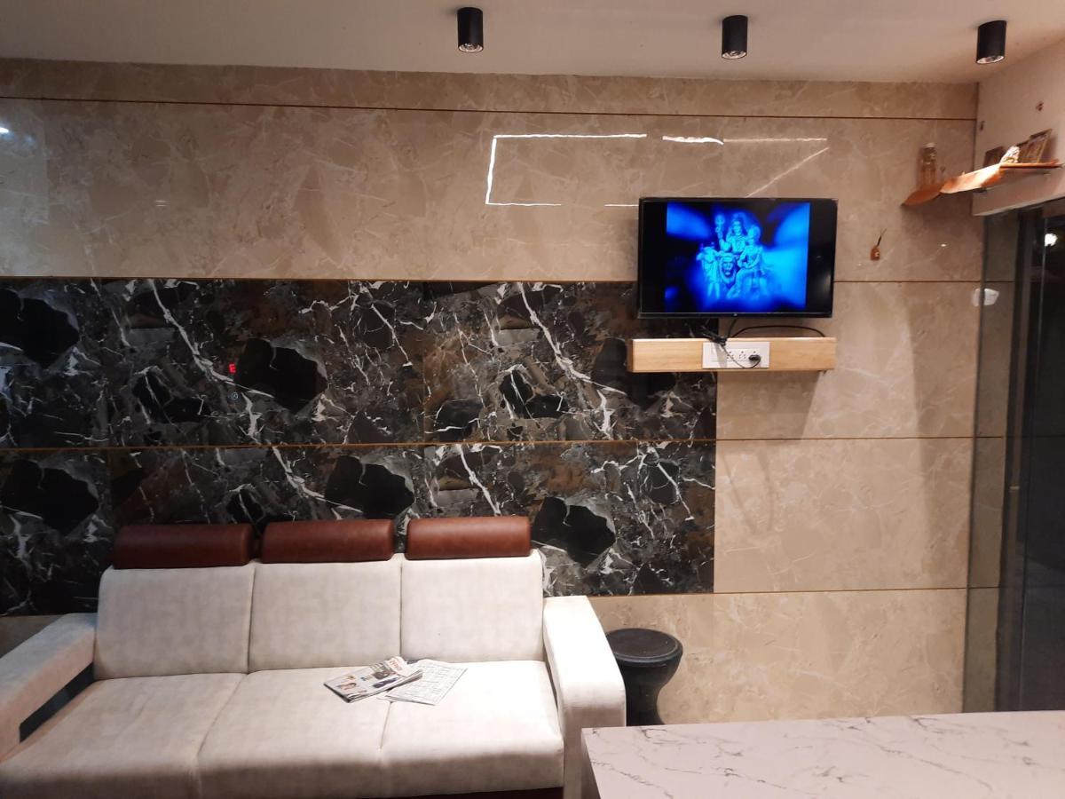 Hotel The Grand Shiva Gondal Bagian luar foto